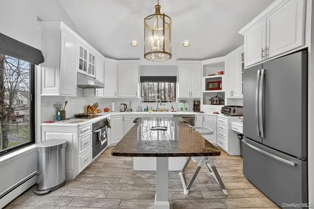 $815,000 | 42 Maple Moor Lane, Cortlandt Manor, NY 10567