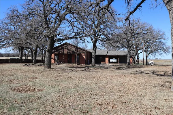 $850,000 | 2553 Brixey Road, Henrietta, TX 76365