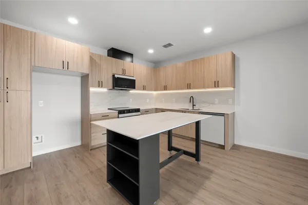 $562,500 | 634 Central Parkway, Unit 1211, New Braunfels, TX 78130