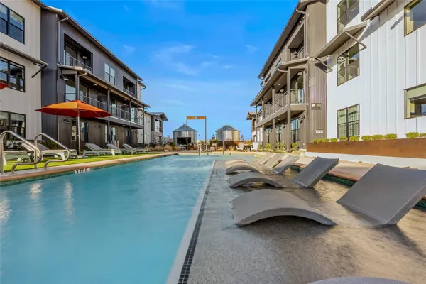 $562,500 | 634 Central Parkway, Unit 1211, New Braunfels, TX 78130