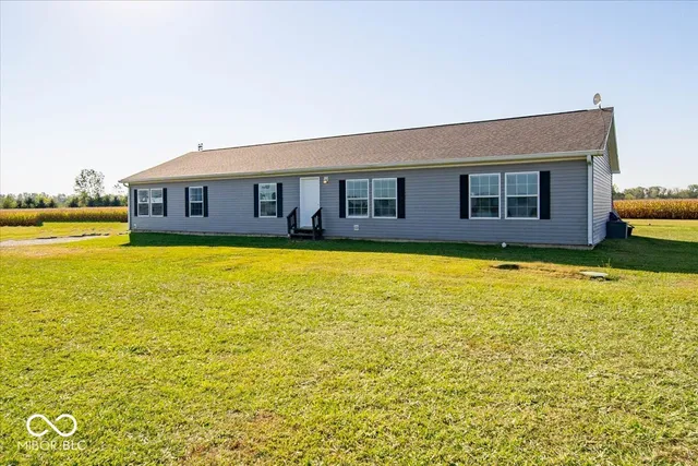 $375,000 | 5009 East 246th Street, Cicero, IN 46034