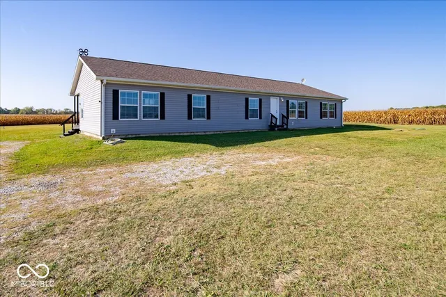 $375,000 | 5009 East 246th Street, Cicero, IN 46034