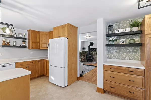 $749,900 | 1079 Koshkonong Road, Cambridge, WI 53523
