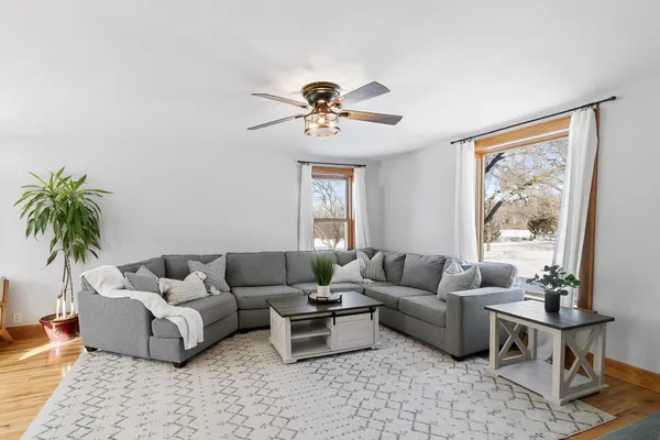 $749,900 | 1079 Koshkonong Road, Cambridge, WI 53523