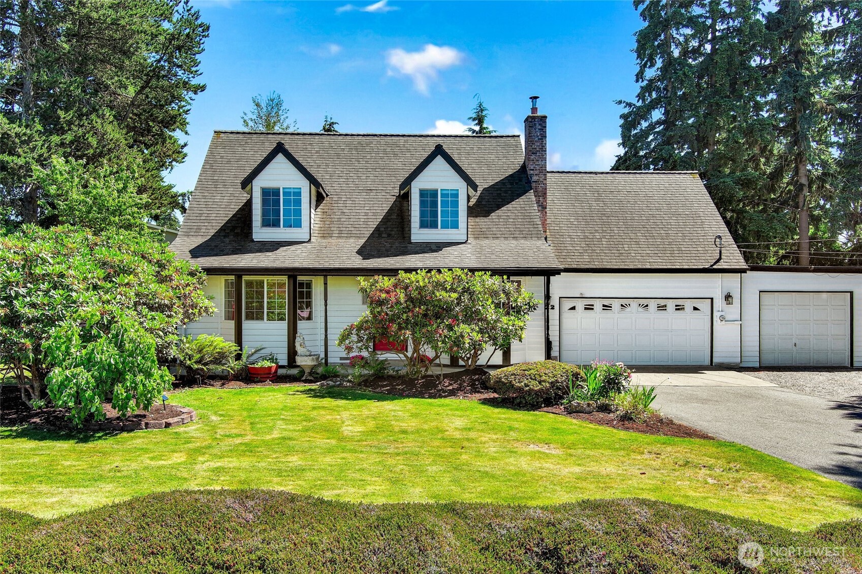 122 Bellflower Road Bothell, WA 98012 - Photo 3 of 34