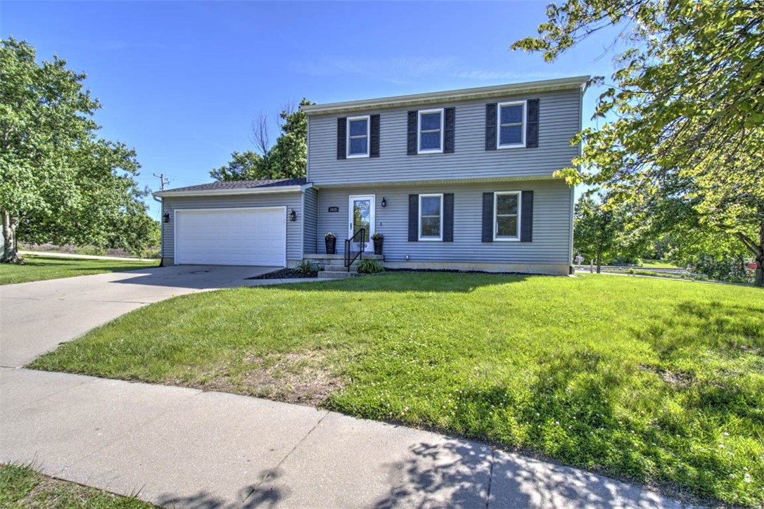 1029 Columbia Drive Decatur, IL 62522 - Photo 1 of 47