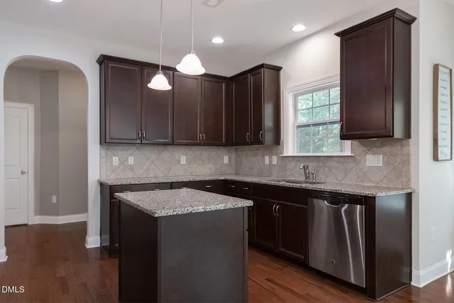 $2,799 | 304 Vinewood Place, Holly Springs, NC 27540