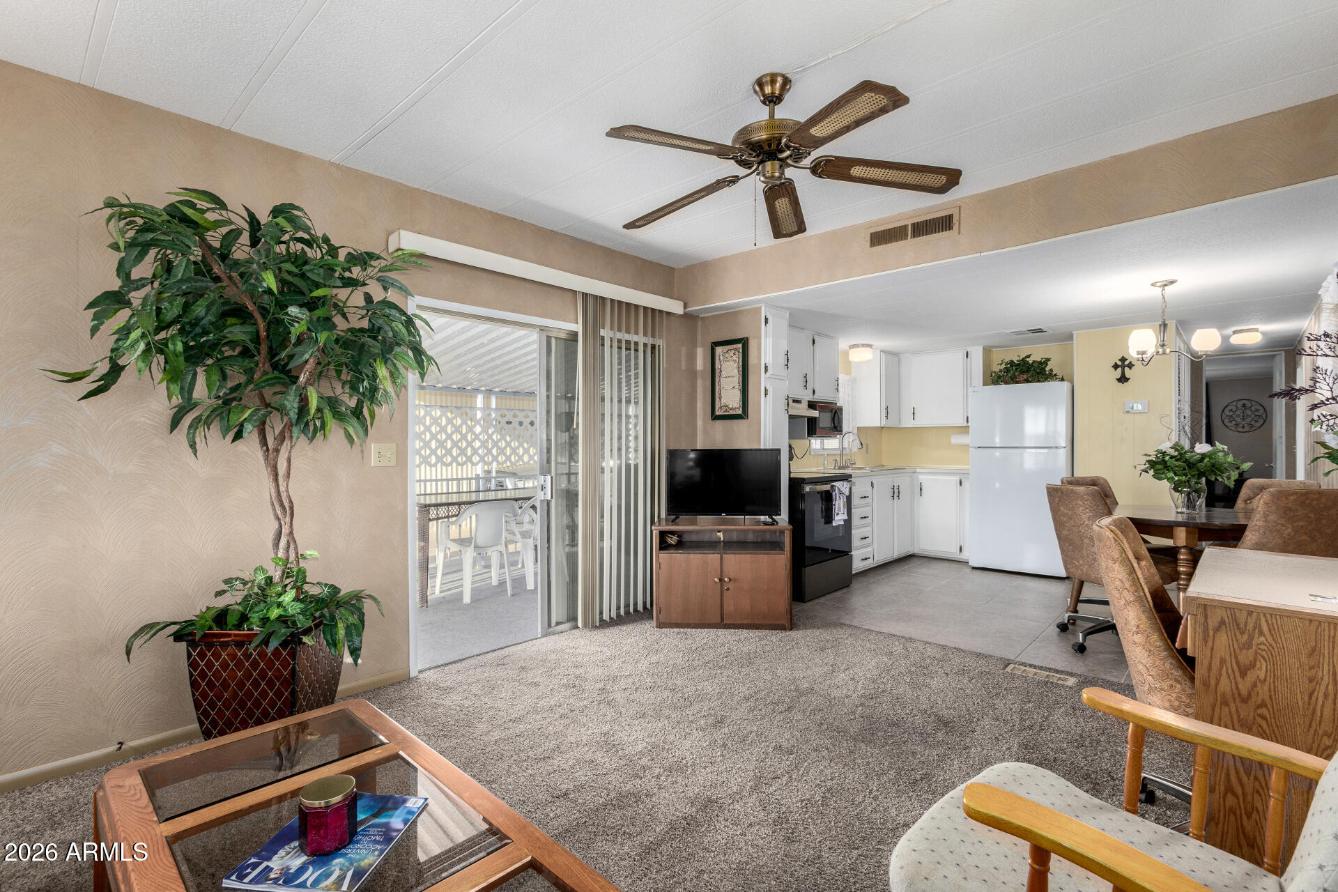 44 South Hawes Road, Unit B26 Mesa, AZ 85208 - Photo 5 of 32 10 - Hawes