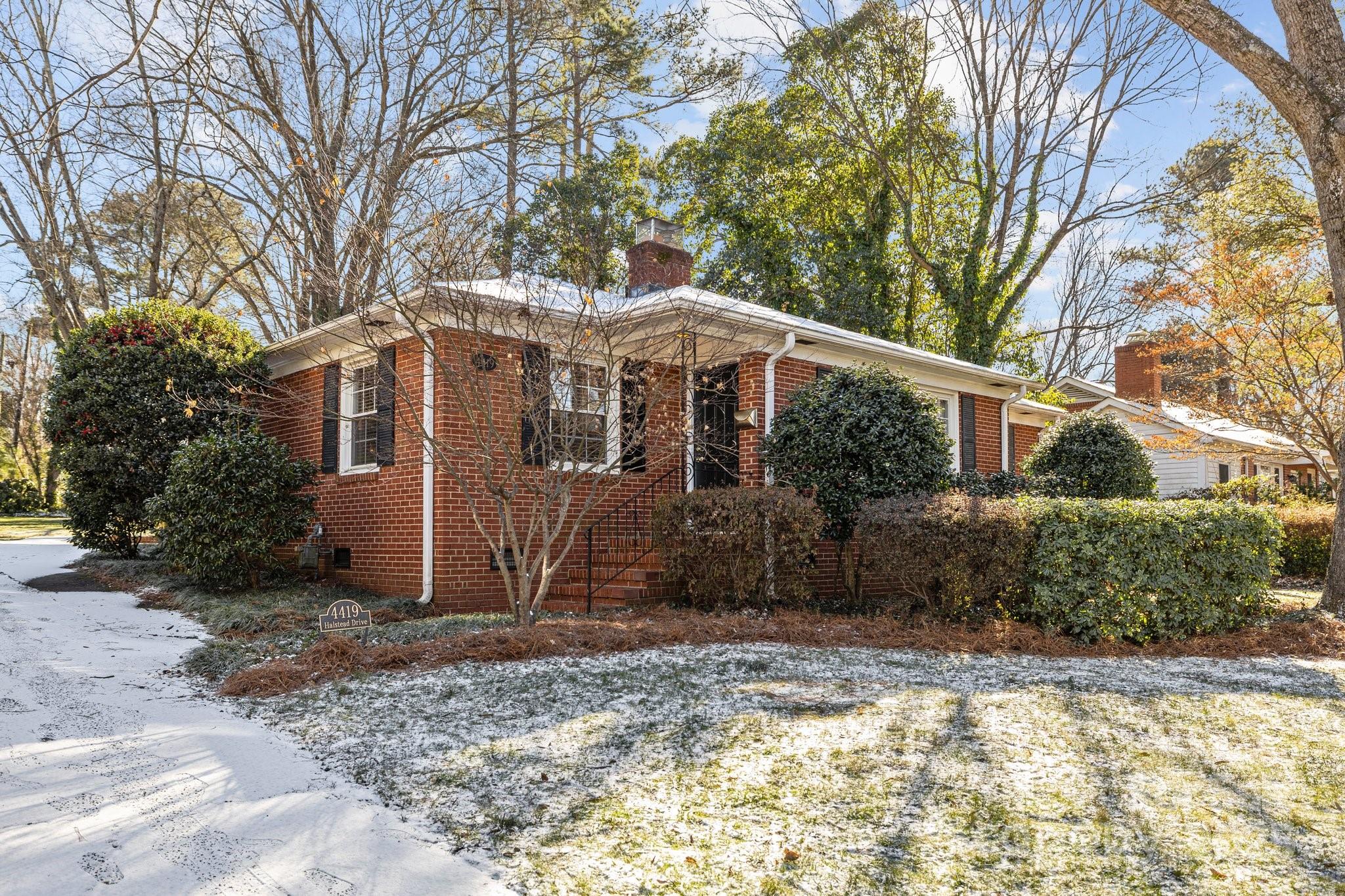 4419 Halstead Drive Charlotte, NC 28209 - Photo 5 of 42