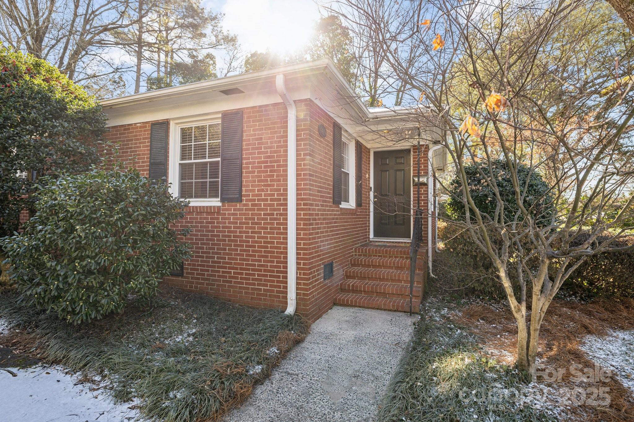 4419 Halstead Drive Charlotte, NC 28209 - Photo 6 of 42