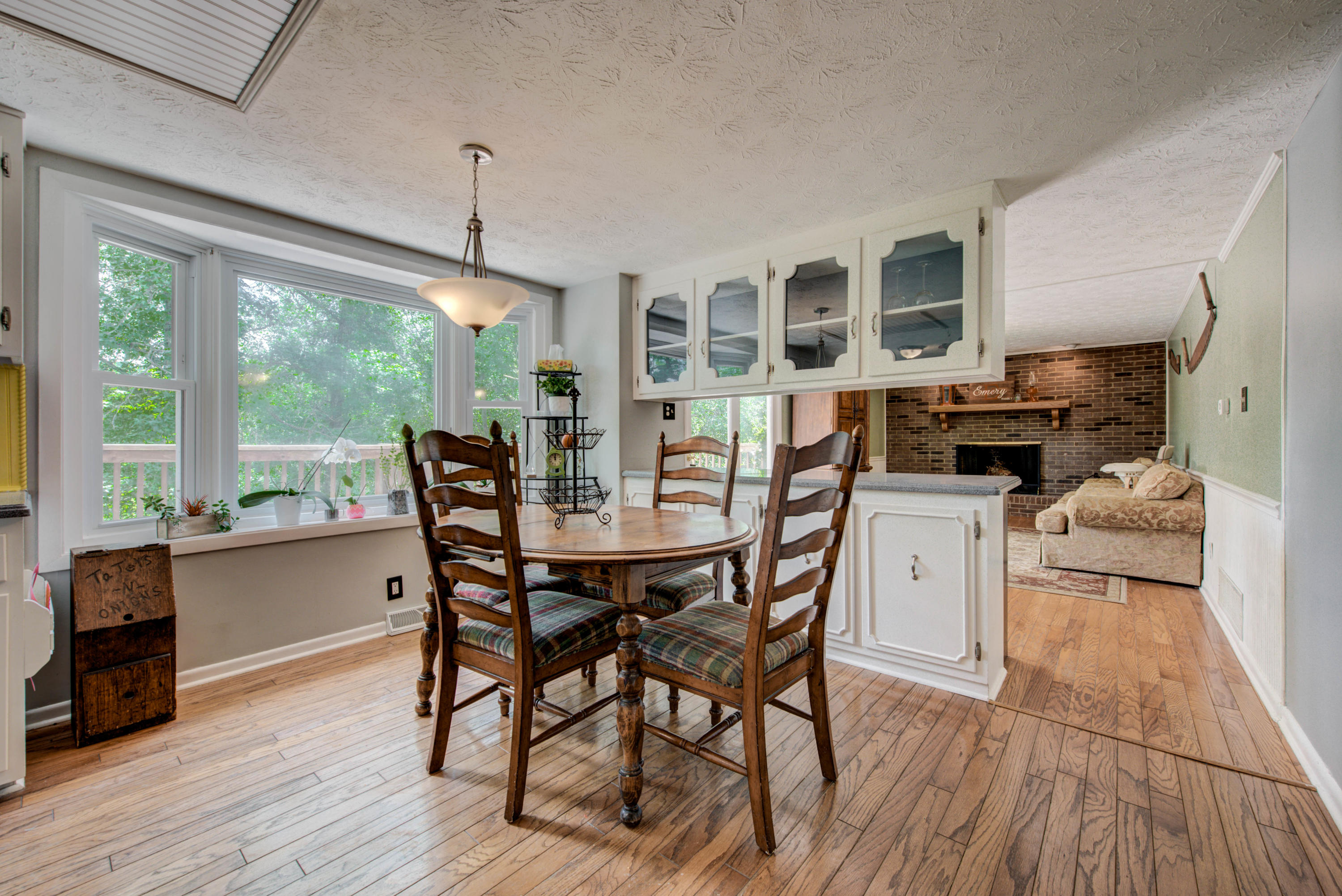 115 Greystone Drive Oak Ridge, TN 37830 - Photo 11 of 40 Eat in Kitchen