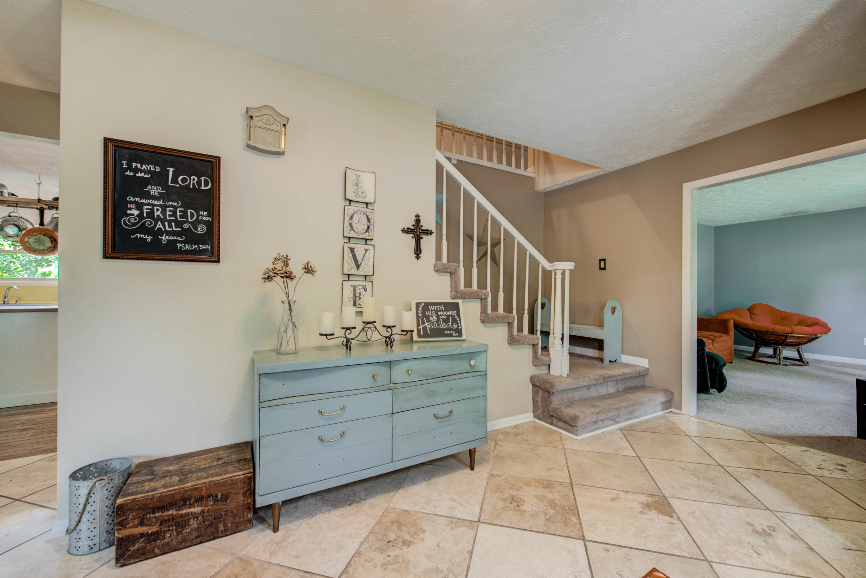 115 Greystone Drive Oak Ridge, TN 37830 - Photo 5 of 40 Tiled Entry