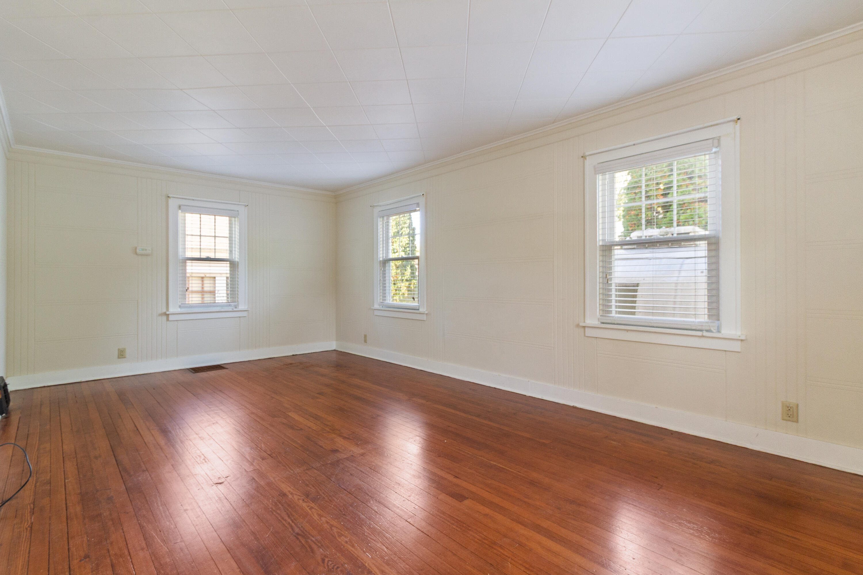 269 Maxwell Street Crown Point, IN 46307 - Photo 3 of 25 3000x2000