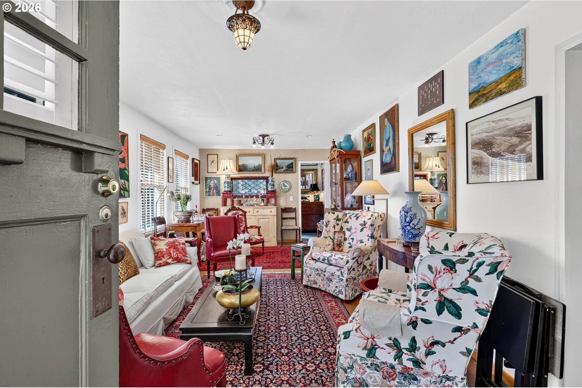 9225 Southwest Boones Ferry Road Portland, OR 97219 - Photo 8 of 48 Gallery Image 8