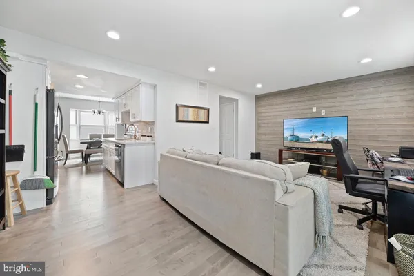 $399,990 | 7054 Palamar Turn, Lanham, MD 20706