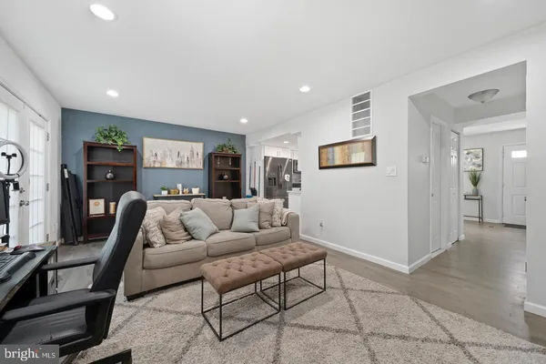 $399,990 | 7054 Palamar Turn, Lanham, MD 20706