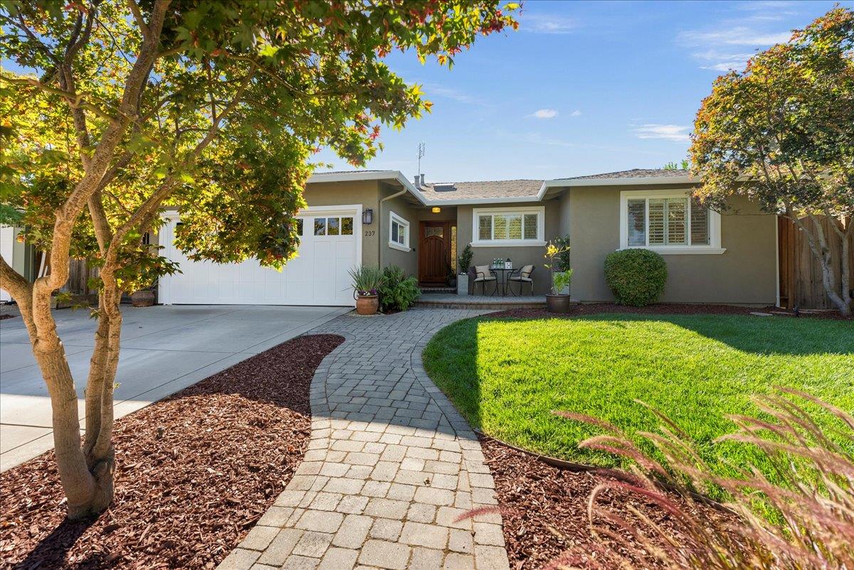 237 Barbara Drive Los Gatos, CA 95032 - Photo 5 of 9 a front view of a house with garden
