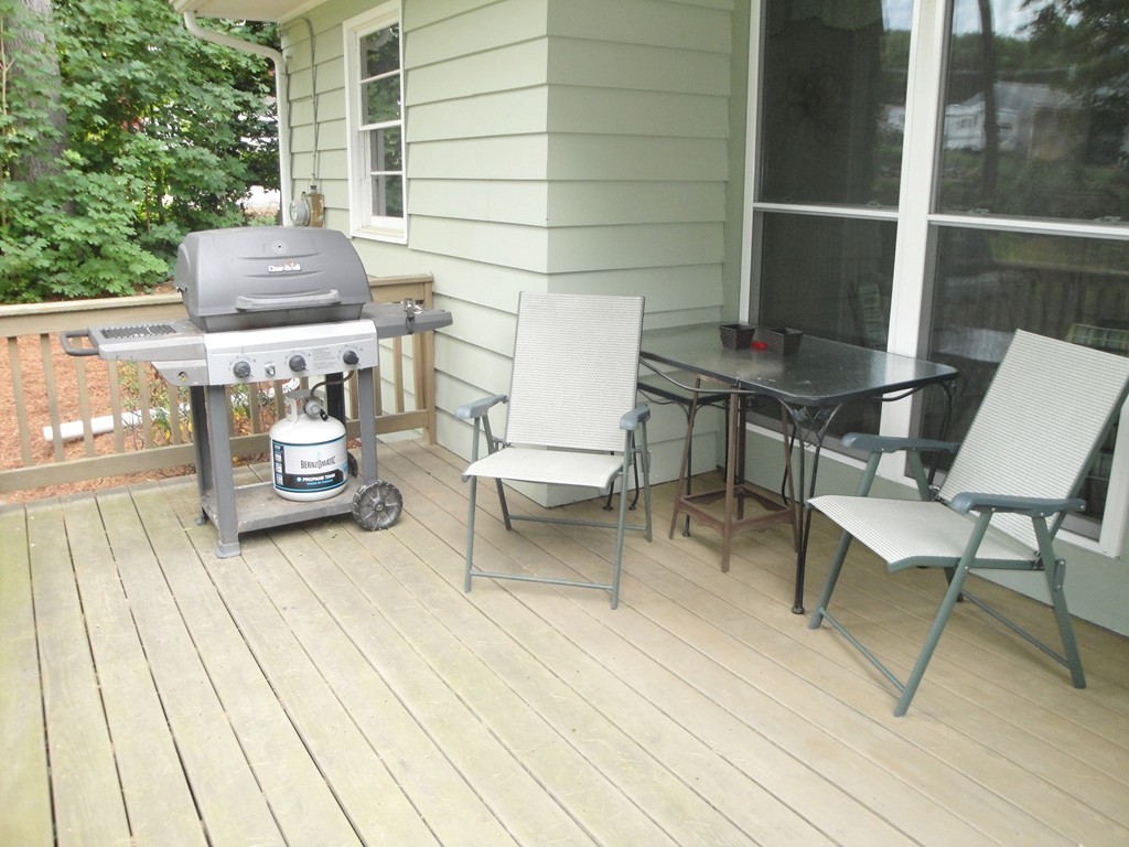 188 Chapin Road Hudson, MA 01749 - Photo 11 of 14 Gallery Image 11