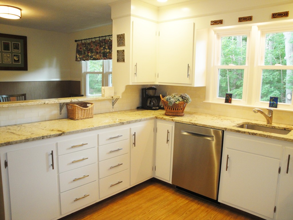 188 Chapin Road Hudson, MA 01749 - Photo 4 of 14 Gallery Image 4