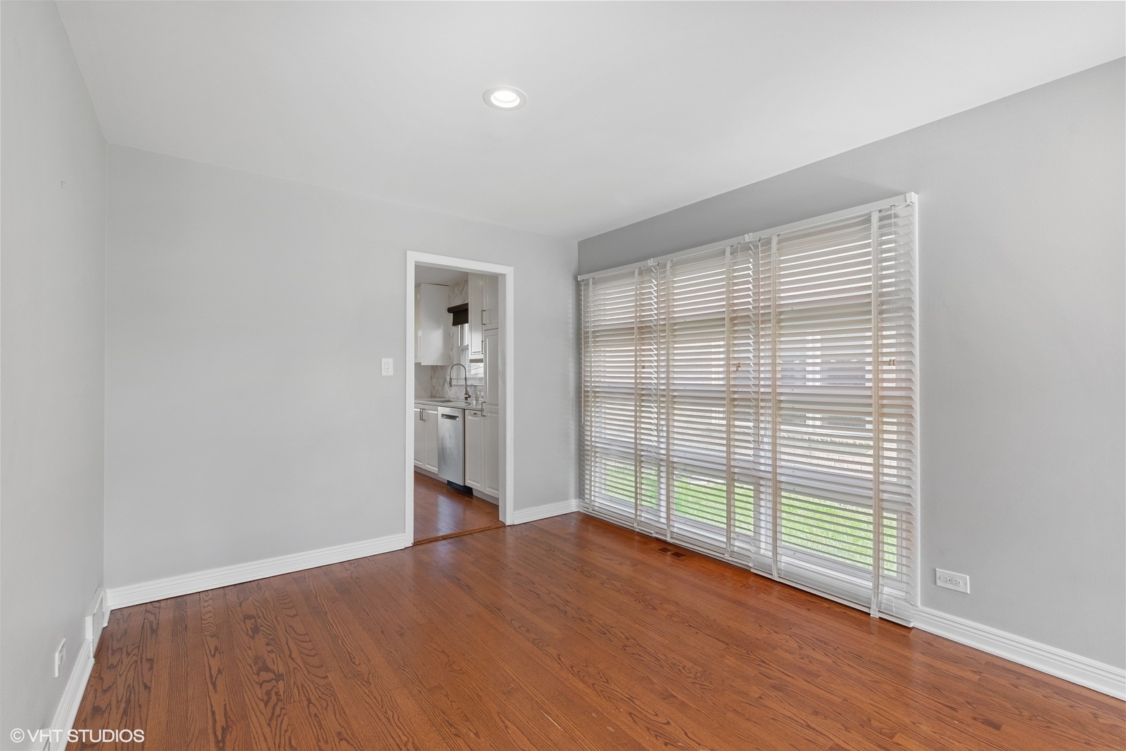 611 Ridge Road Highland Park, IL 60035 - Photo 21 of 32