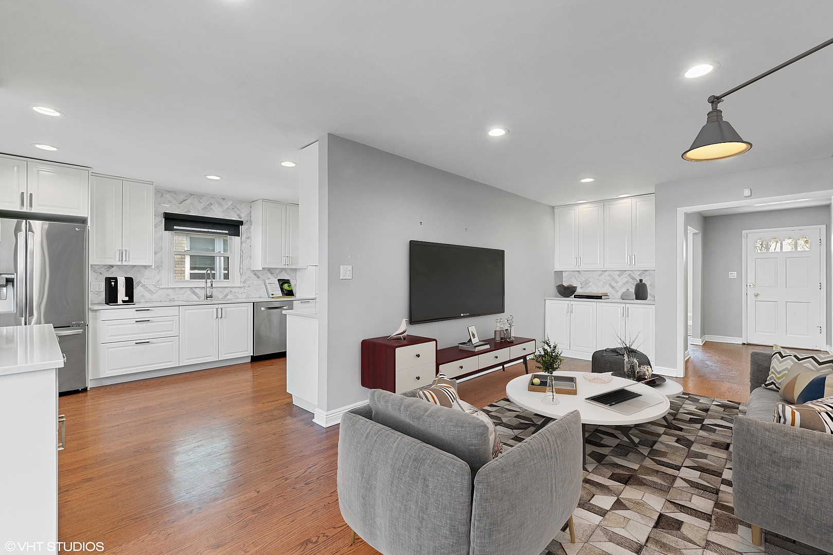 611 Ridge Road Highland Park, IL 60035 - Photo 5 of 32