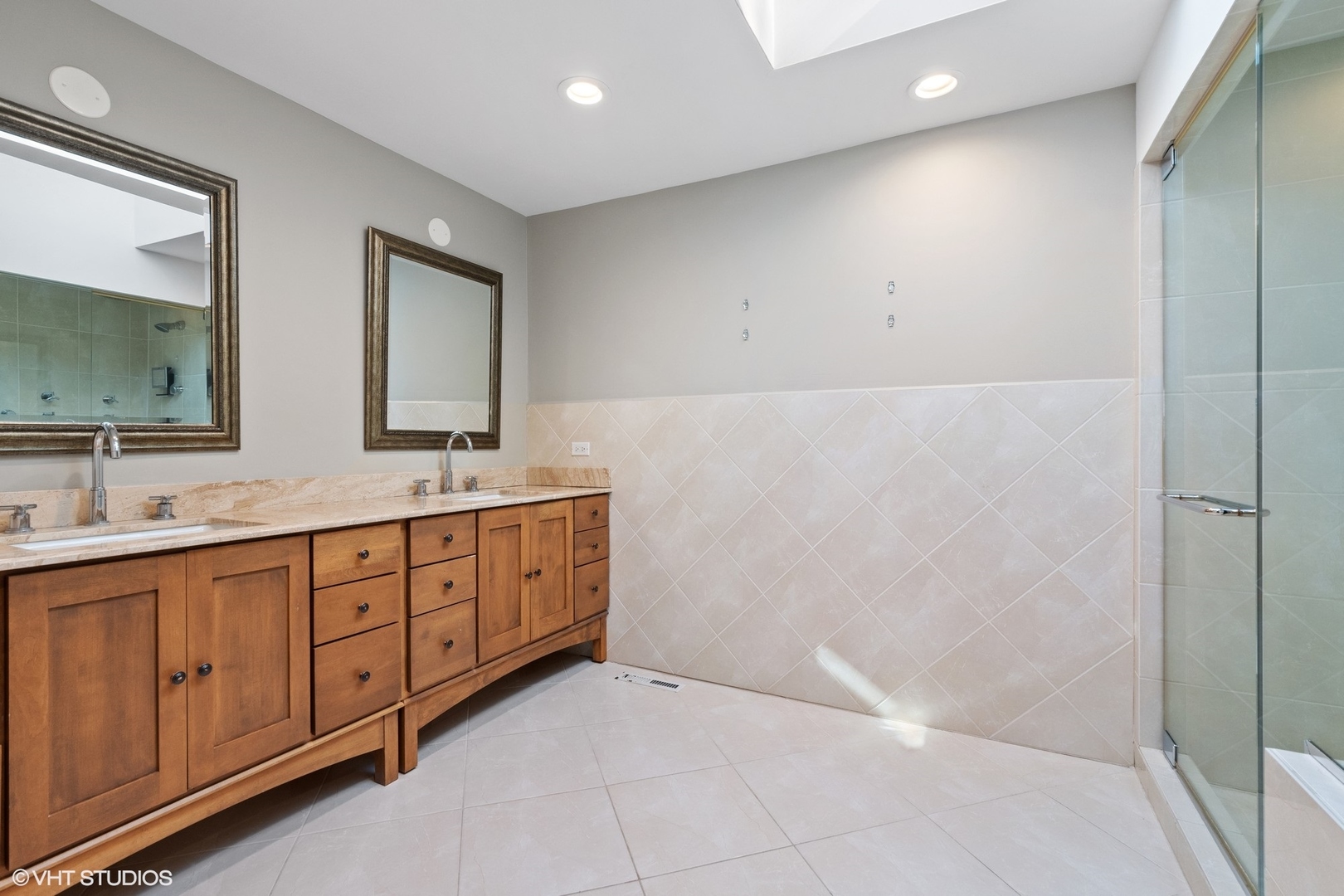 611 Ridge Road Highland Park, IL 60035 - Photo 9 of 32