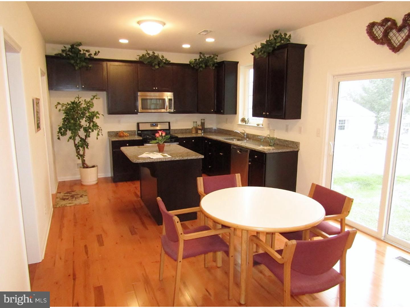 125 Manor Road Hatboro, PA 19040 - Photo 2 of 19 Gallery Image 2
