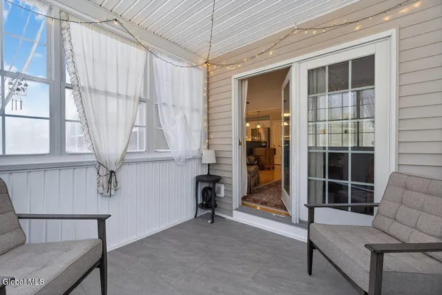 $389,900 | 70 Knollwood Hollow, Milton, NY 12020