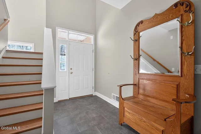 $389,900 | 70 Knollwood Hollow, Milton, NY 12020