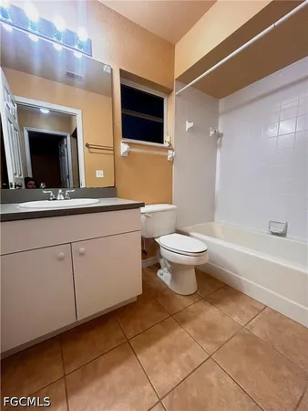 $1,895 | 1045 Northeast 40th Terrace, Cape Coral, FL 33909