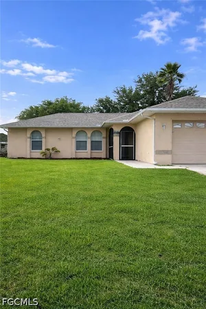 $1,795 | 1045 Northeast 40th Terrace, Cape Coral, FL 33909