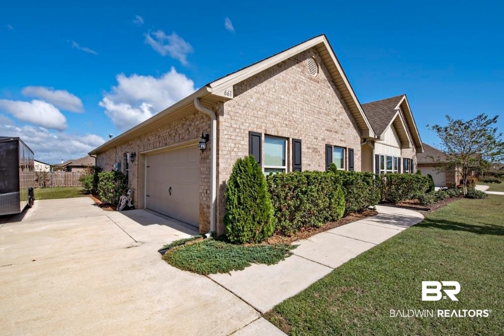 661 Harahan Lane Foley, AL 36535 - Photo 2 of 34