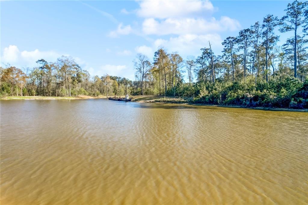 1688 Ox Bow Lane Covington, LA 70433 - Photo 8 of 13