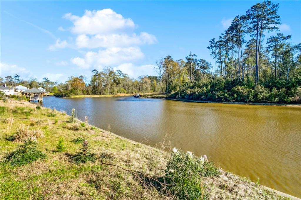 1688 Ox Bow Lane Covington, LA 70433 - Photo 10 of 13