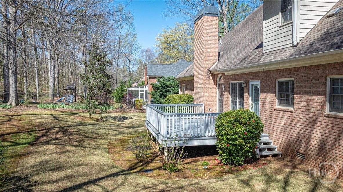 305 Crystal Court Athens, GA 30606 - Photo 10 of 51 Back yard and deck