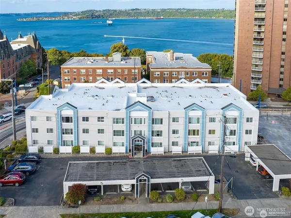 $299,950 | 25 North Broadway Street, Unit 301, Tacoma, WA 98403