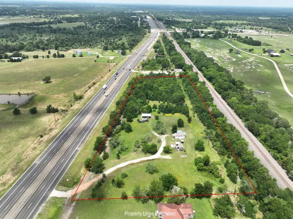 $300,000 | 14619 Highway 36, Somerville, TX 77879