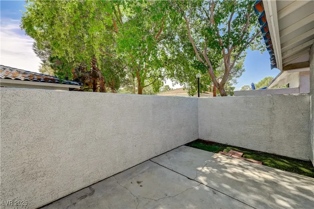 $1,650 | 2040 Willowbury Drive, Unit C, Las Vegas, NV 89108