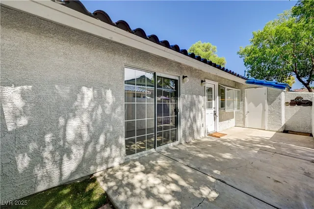 $1,650 | 2040 Willowbury Drive, Unit C, Las Vegas, NV 89108