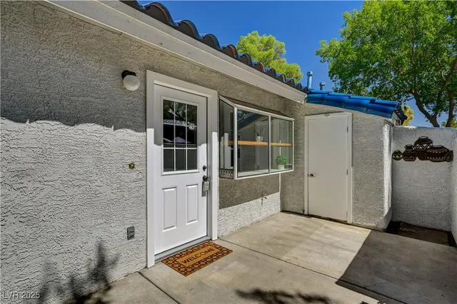 $1,650 | 2040 Willowbury Drive, Unit C, Las Vegas, NV 89108