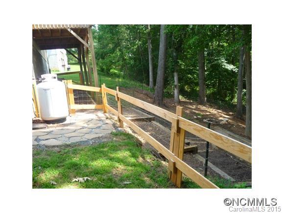 90 Collins Road Marshall, NC 28753 - Photo 22 of 24 Gallery Image 22