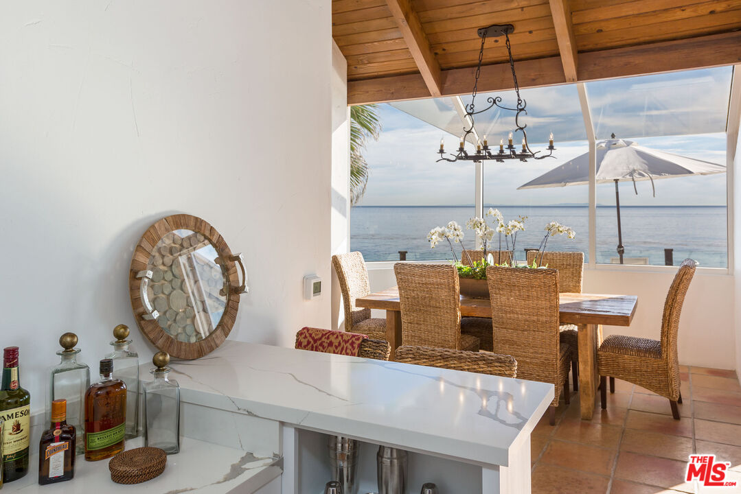 24408 Malibu Road Malibu, CA 90265 - Photo 13 of 44