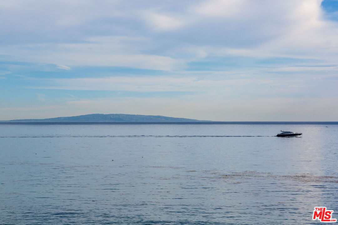 24408 Malibu Road Malibu, CA 90265 - Photo 29 of 44 a view of beach and lake