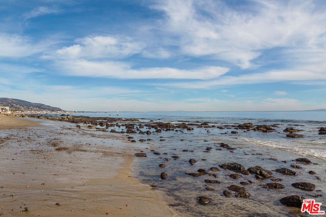 24408 Malibu Road Malibu, CA 90265 - Photo 4 of 44 a view of beach and ocean