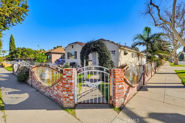 $724,500 | 10970 Ruth Avenue, Lynwood, CA 90262