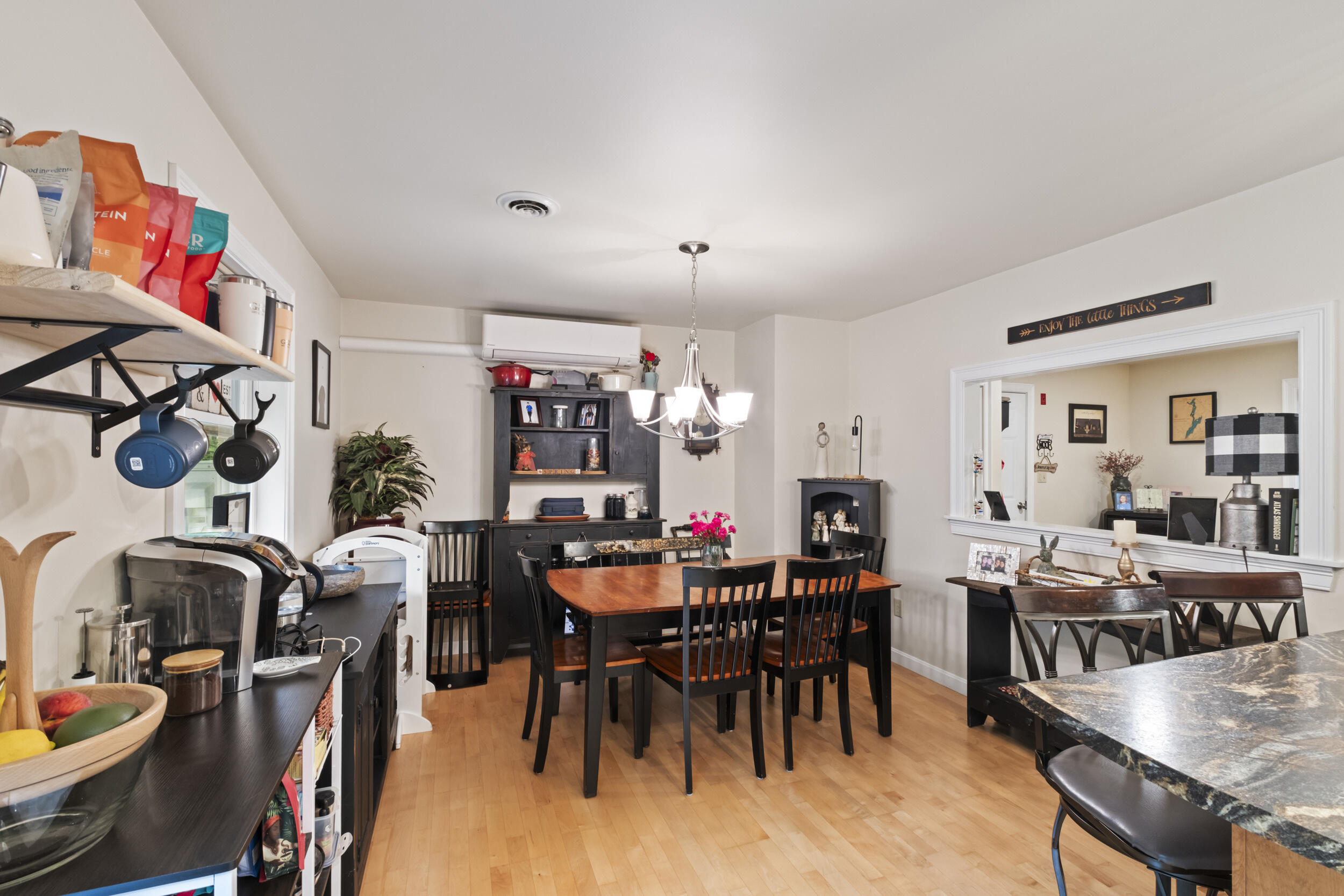 423 Gorden Road Readfield, ME 04355 - Photo 29 of 48 423_gorden_rd-interior-12
