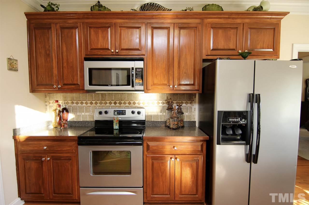 633 Shadetree Road Benson, NC 27504 - Photo 9 of 25 Gallery Image 9