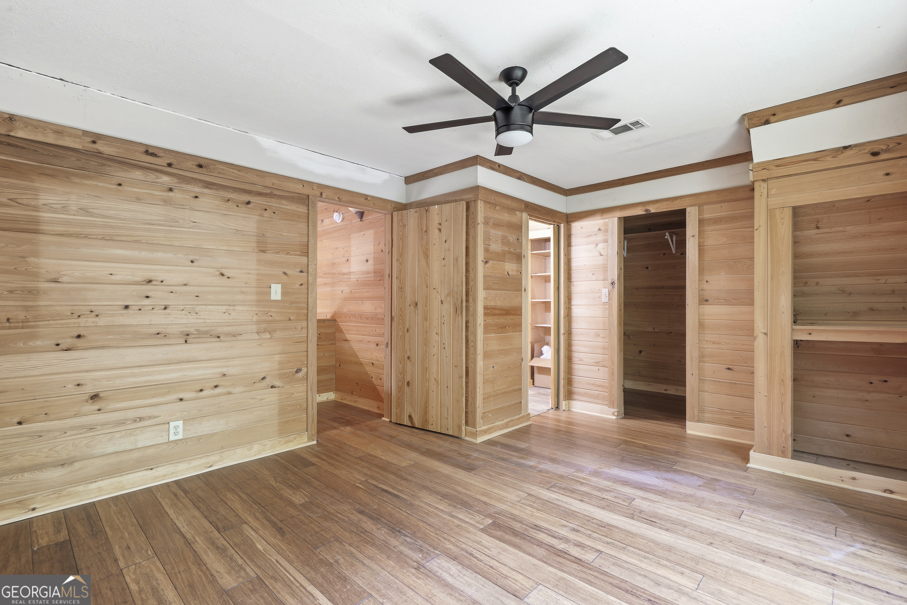 63 Tomahawk Drive Sparta, GA 31087 - Photo 38 of 60 wooden floor in an empty room