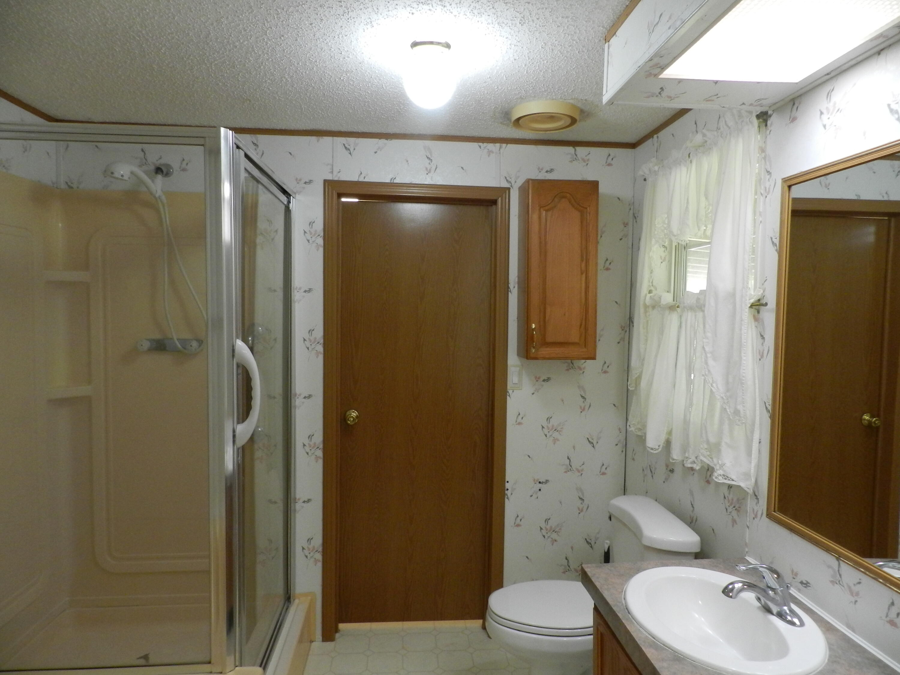210 Double Springs Road Fall Branch, TN 37656 - Photo 20 of 35 DSCN0354