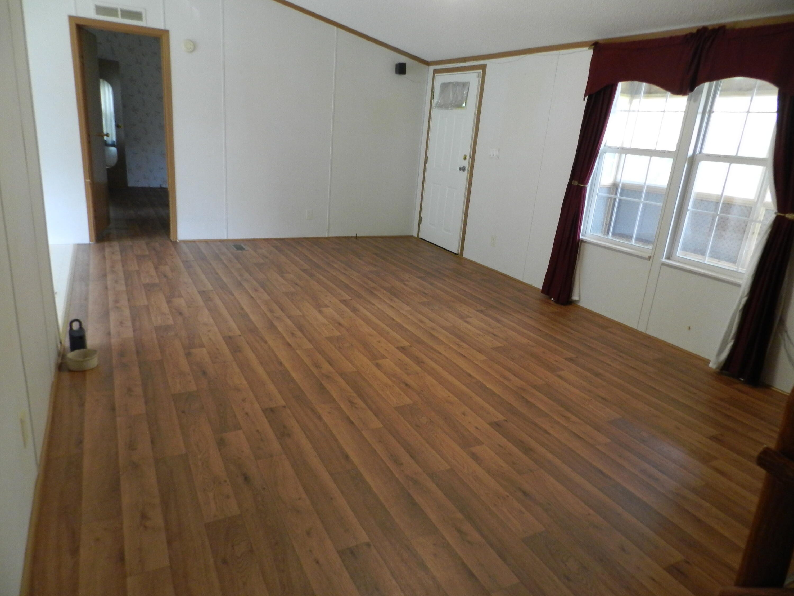 210 Double Springs Road Fall Branch, TN 37656 - Photo 34 of 35 DSCN0370